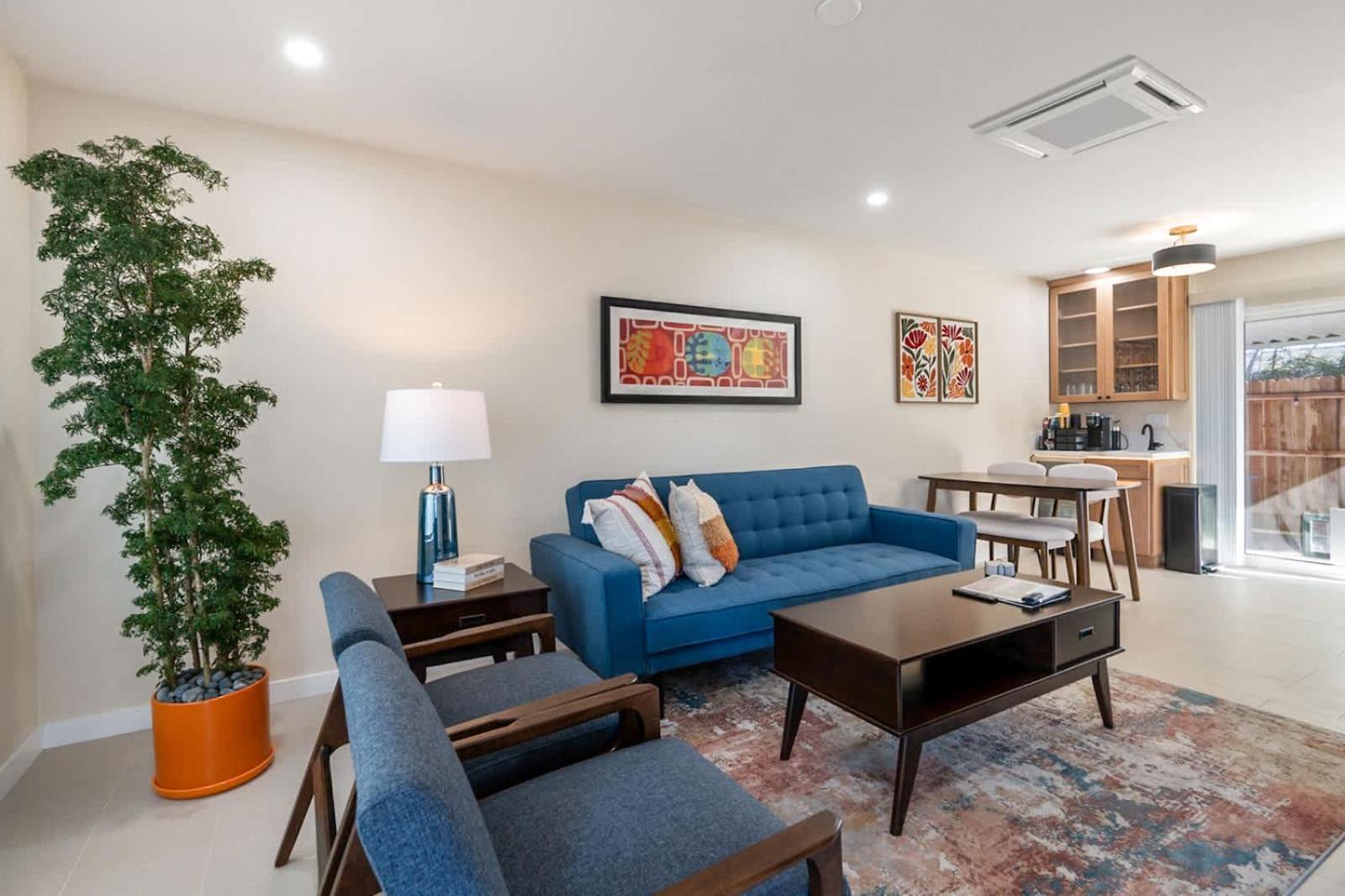 Urban Oasis - Just Remodeled Casa de férias